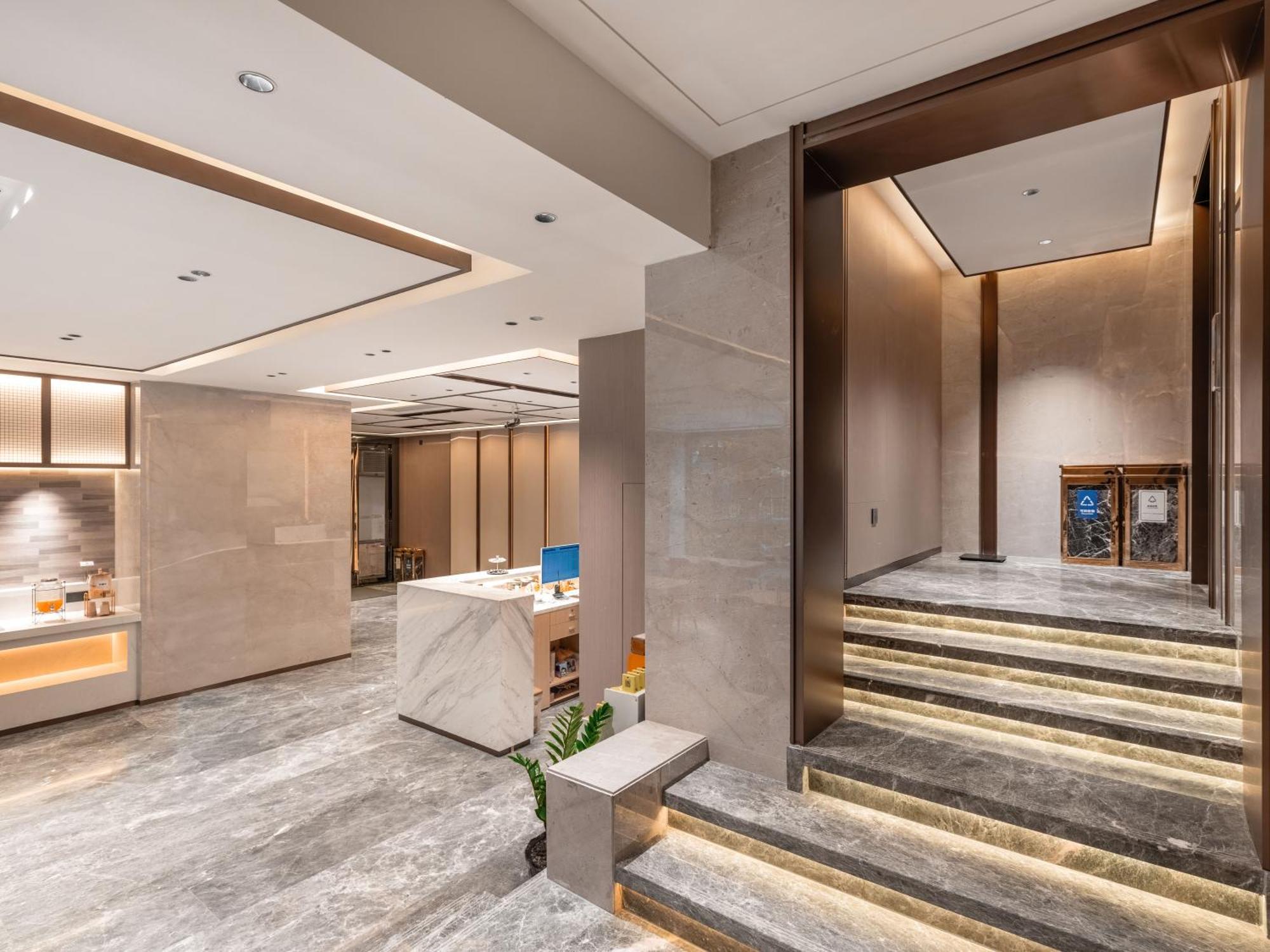 Lavande Hotel Guangzhou Tianhe Zhengjia Plaza Exterior foto