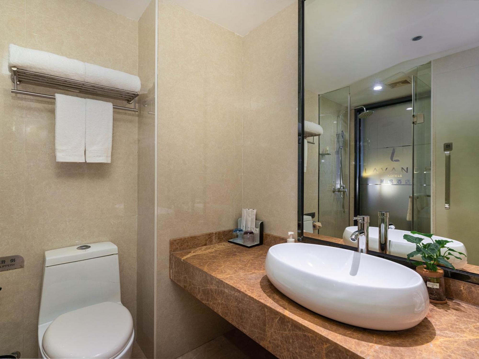 Lavande Hotel Guangzhou Tianhe Zhengjia Plaza Exterior foto