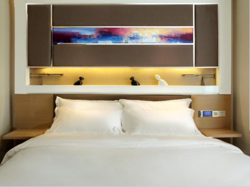Lavande Hotel Guangzhou Tianhe Zhengjia Plaza Exterior foto